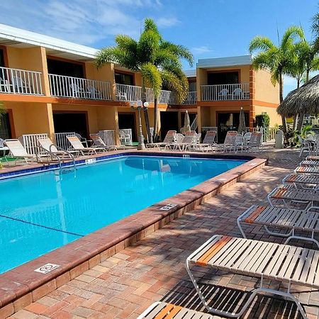 Satellite Motel St. Pete Beach Extérieur photo