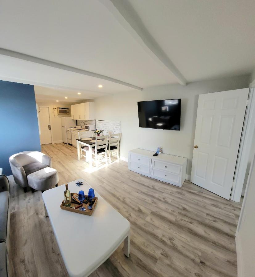 Satellite Motel St. Pete Beach Extérieur photo