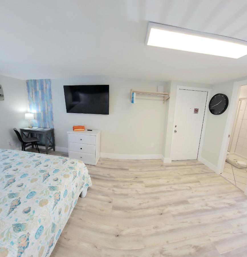 Satellite Motel St. Pete Beach Extérieur photo