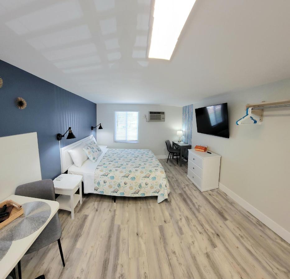 Satellite Motel St. Pete Beach Extérieur photo