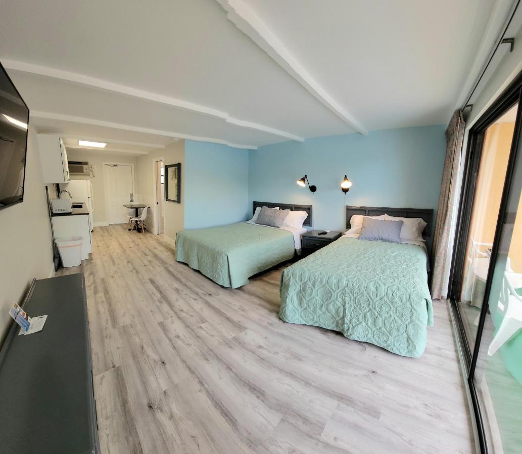 Satellite Motel St. Pete Beach Extérieur photo