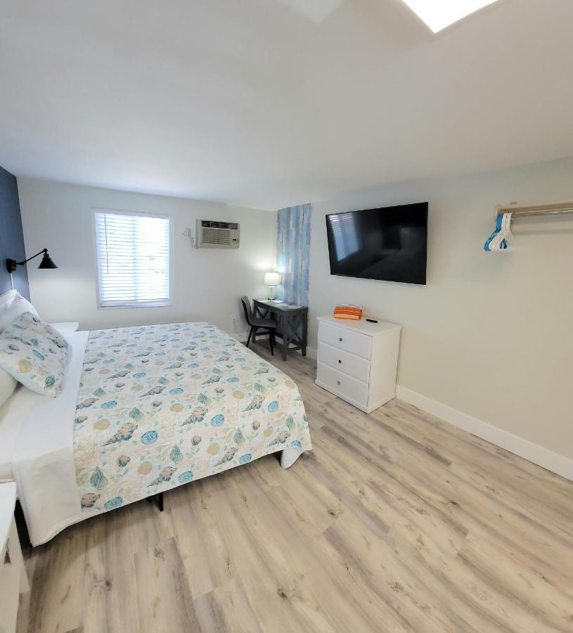 Satellite Motel St. Pete Beach Extérieur photo