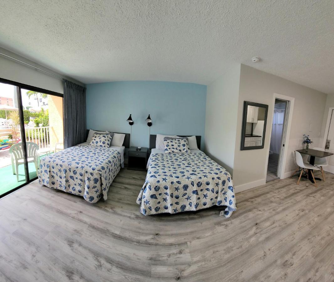 Satellite Motel St. Pete Beach Extérieur photo